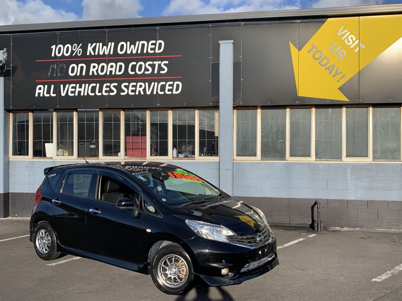 Vehicle image 5