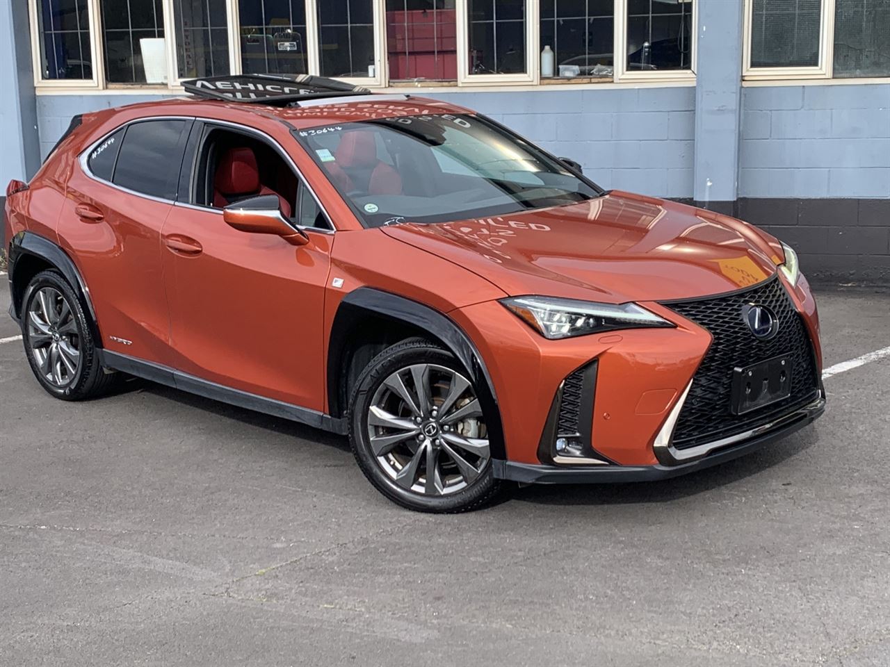 Vehicle image 5