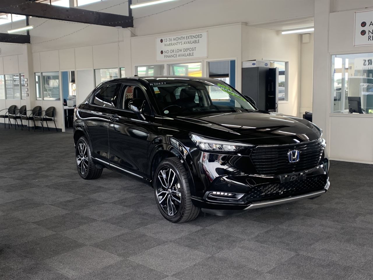 Vehicle image 5