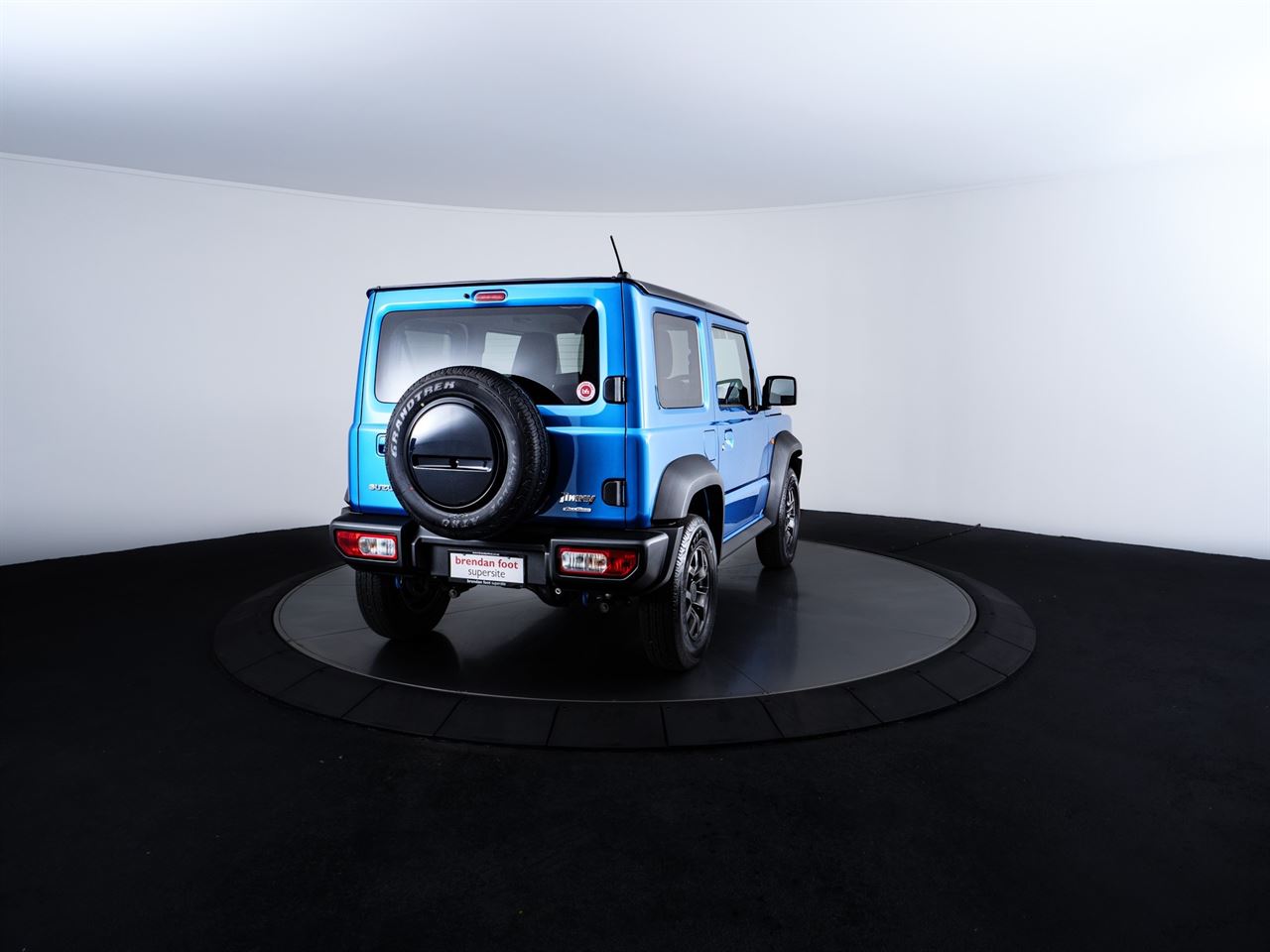 Vehicle image 3