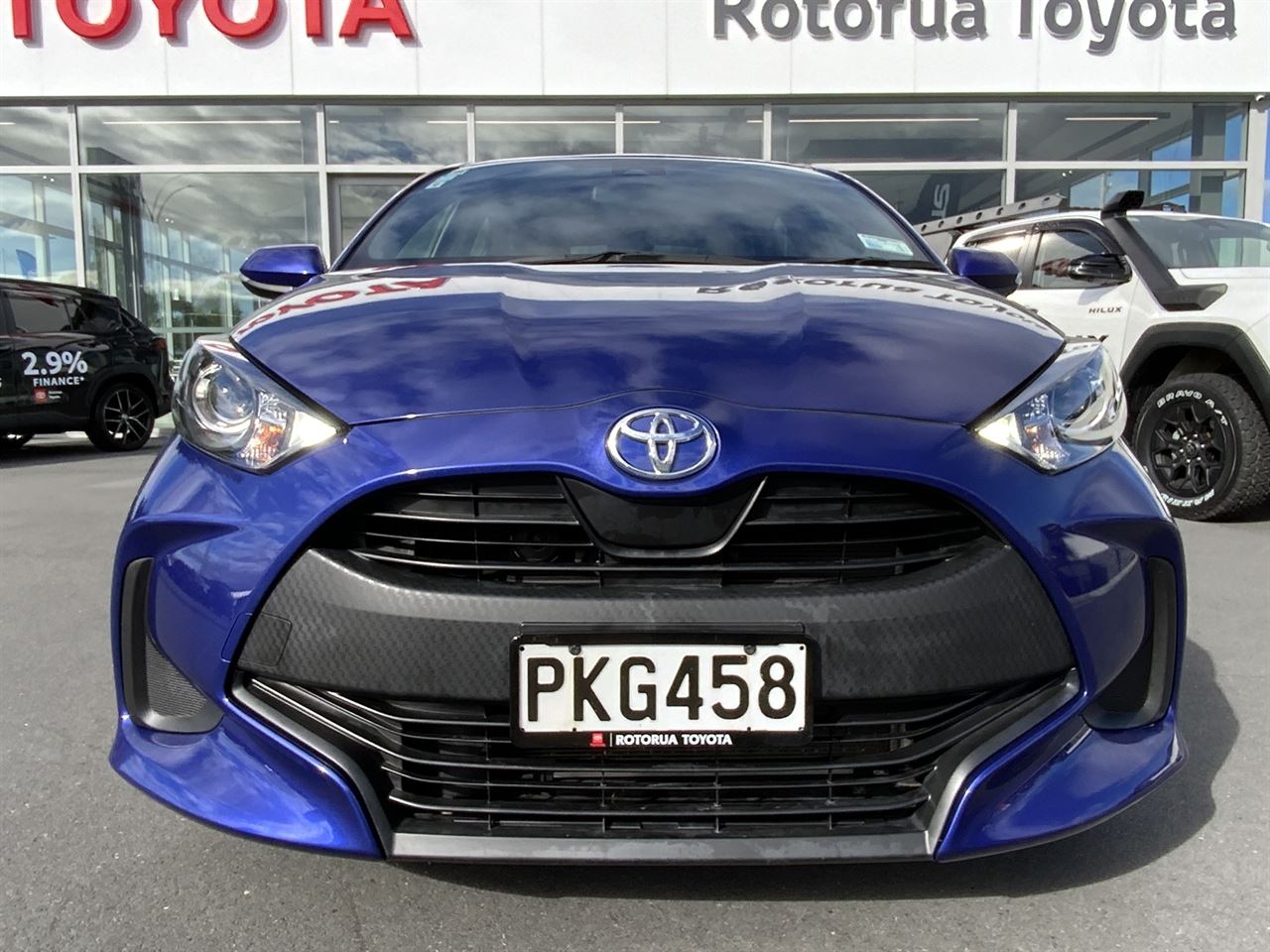 Vehicle image 3