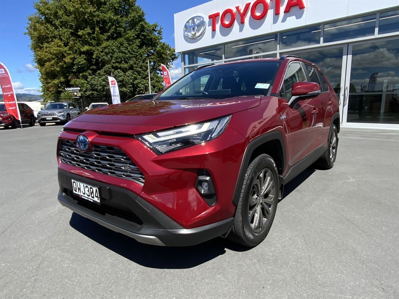 Vehicle image 4