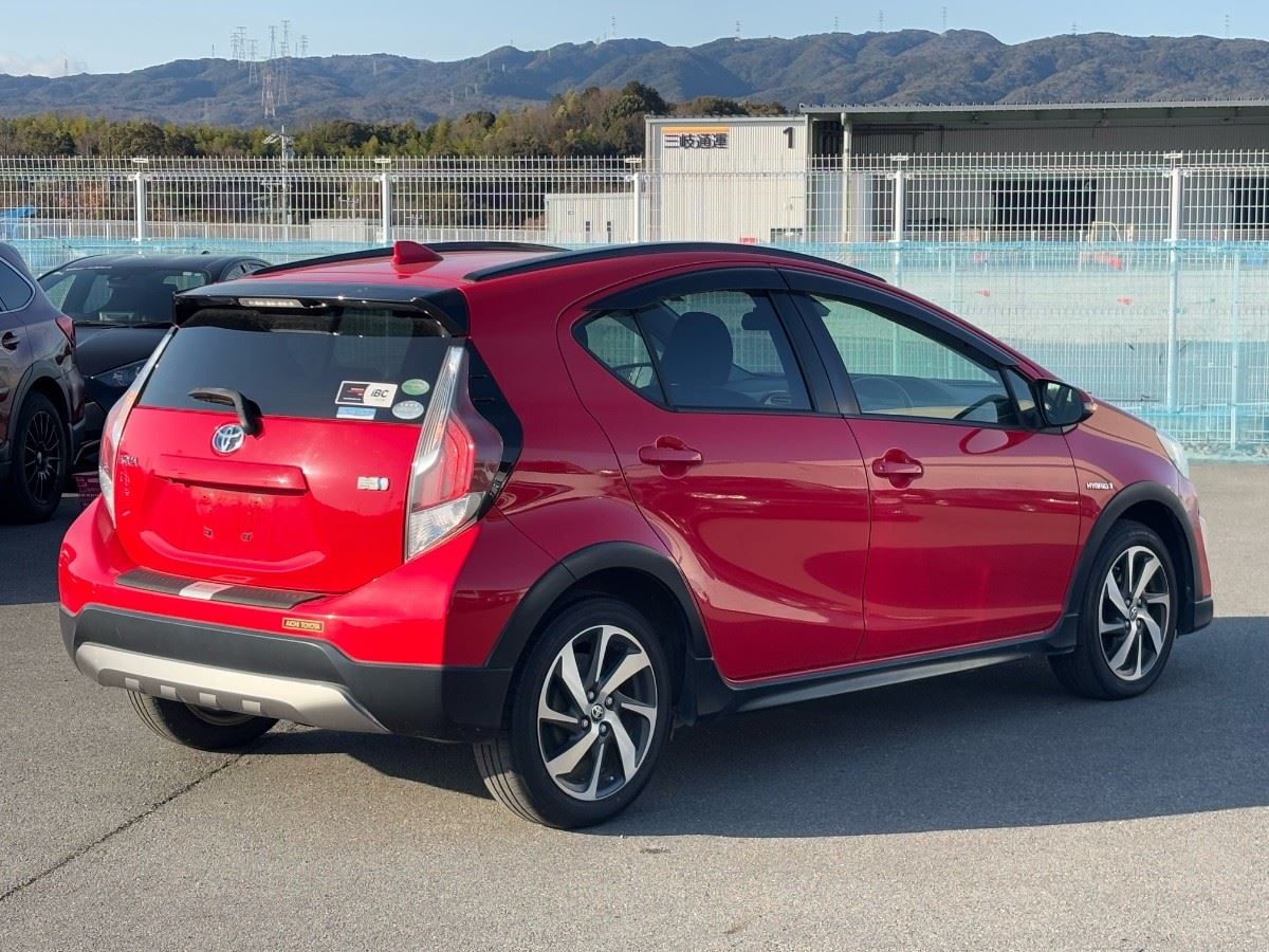 Vehicle image 2