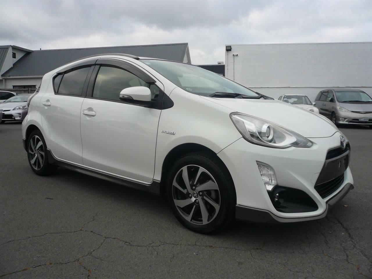 Vehicle image 3