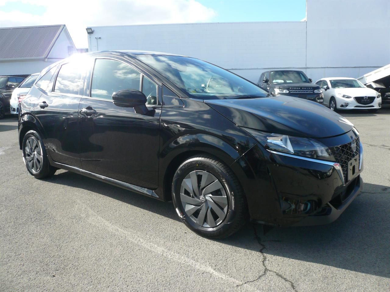 Vehicle image 3