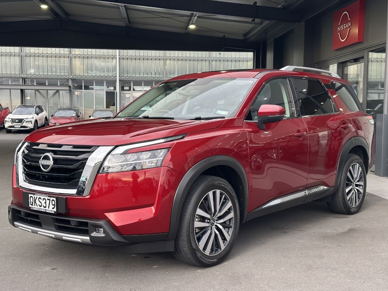 Vehicle image 3