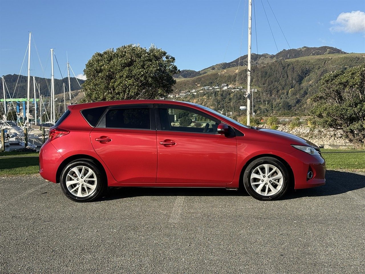Vehicle image 2