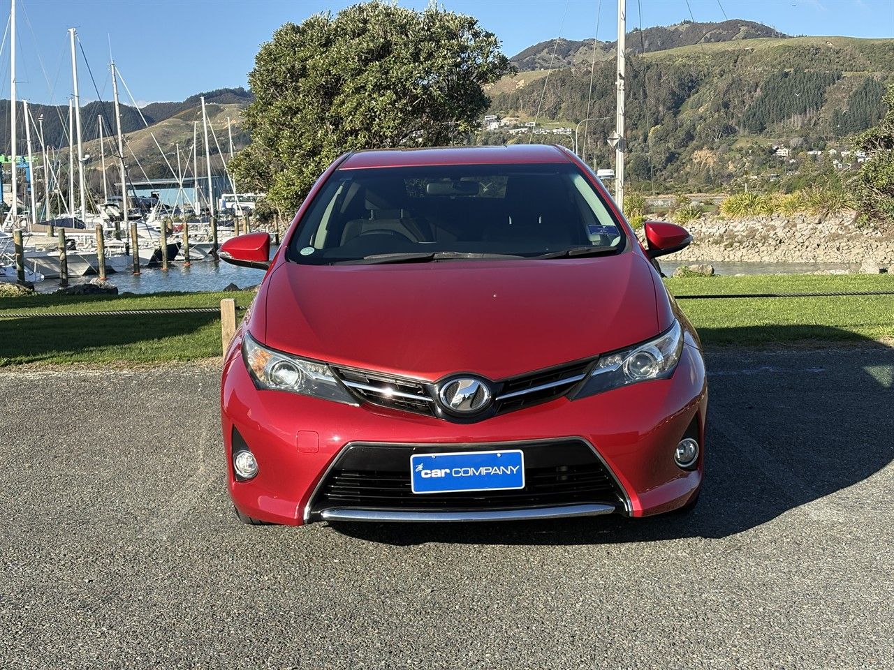 Vehicle image 3
