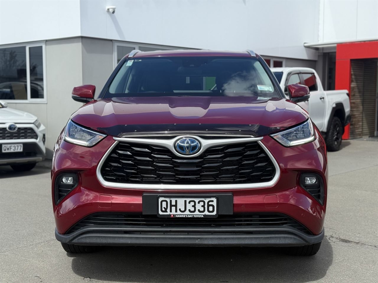 Vehicle image 5