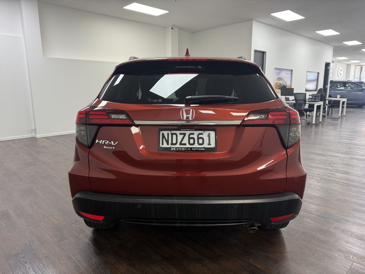 Vehicle image 5