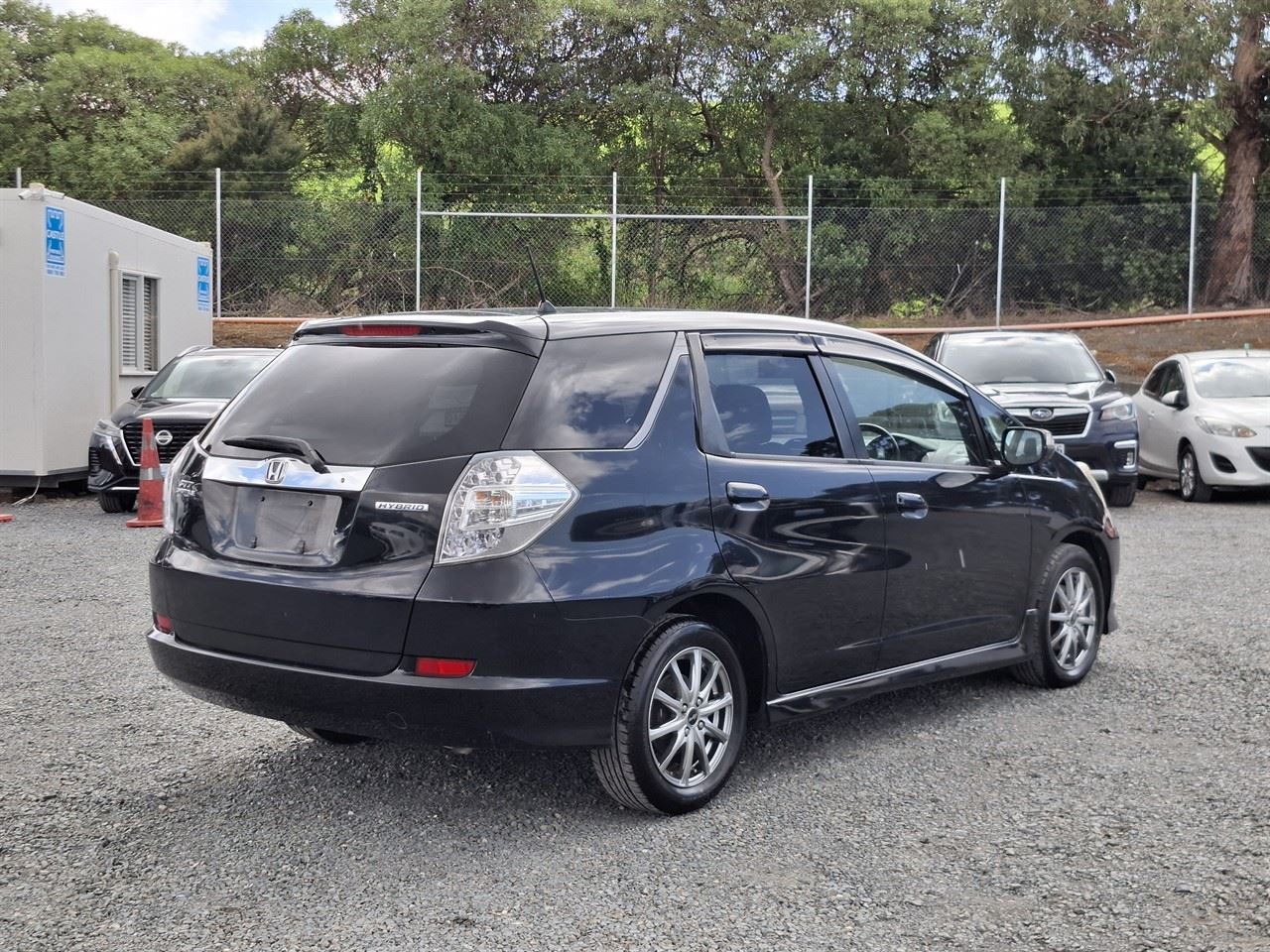 Vehicle image 5