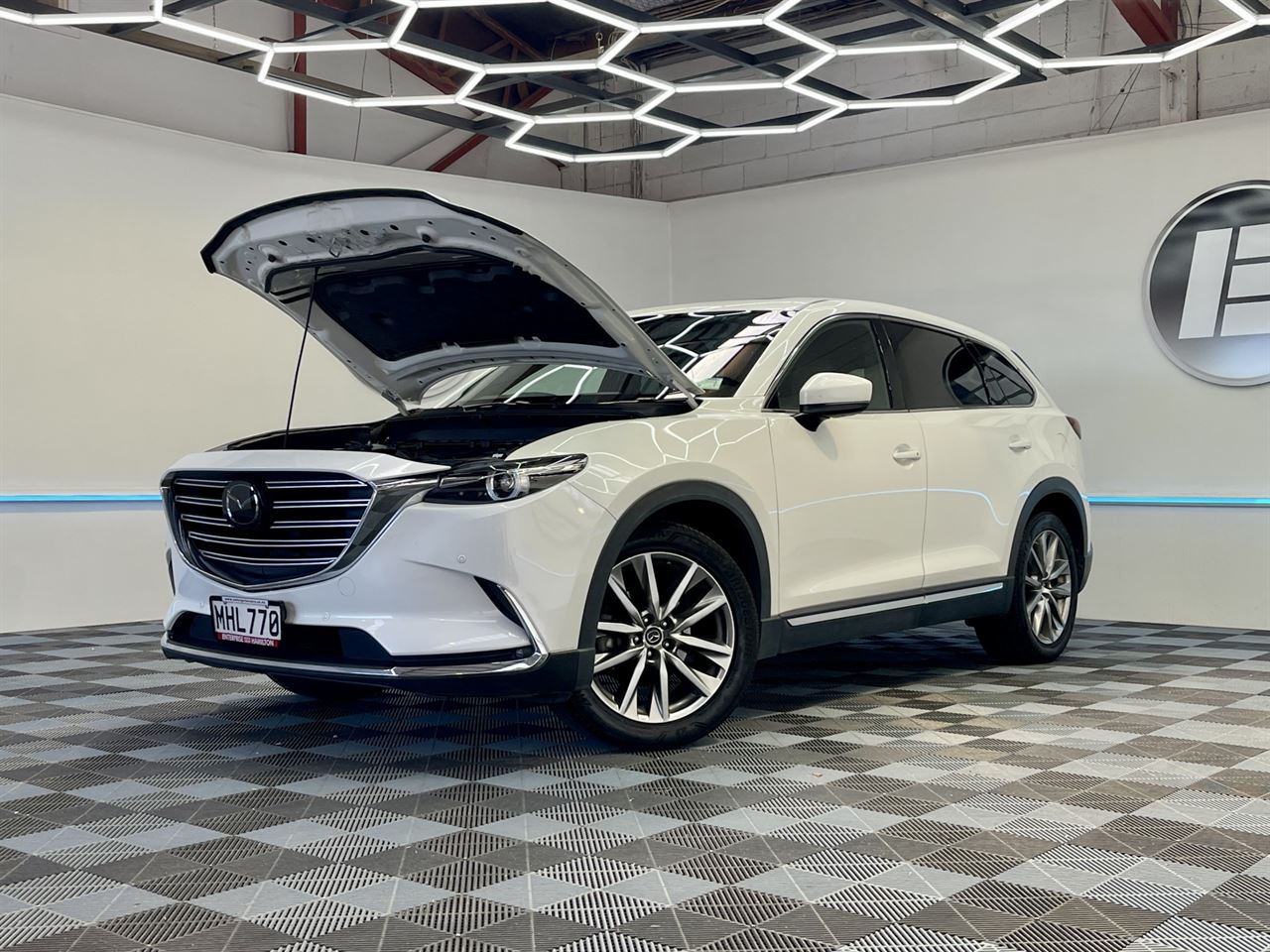 Vehicle image 3
