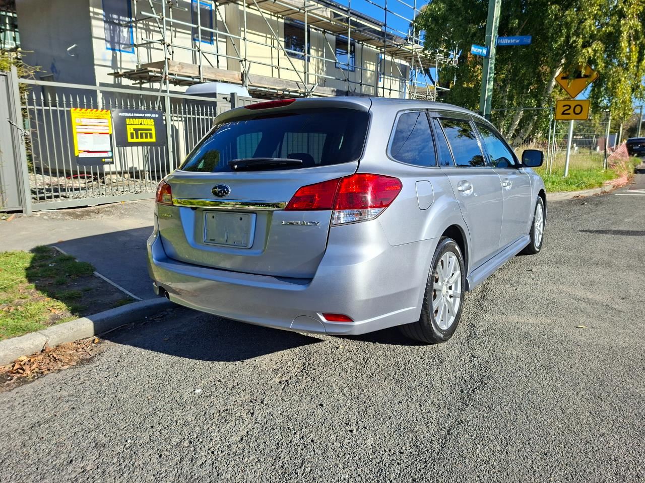Vehicle image 3