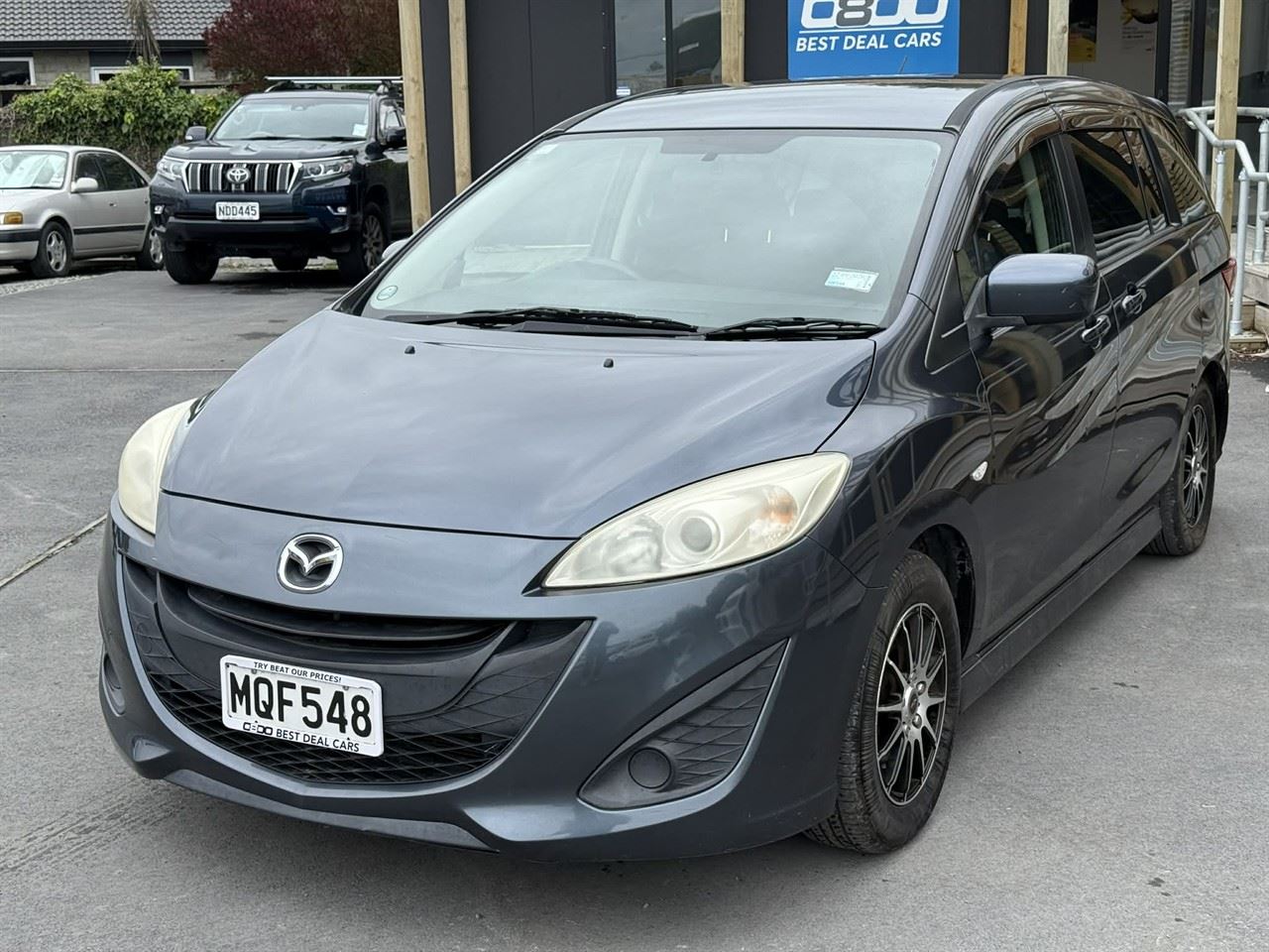 Vehicle image 3