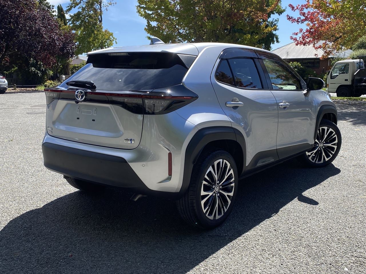 Vehicle image 5