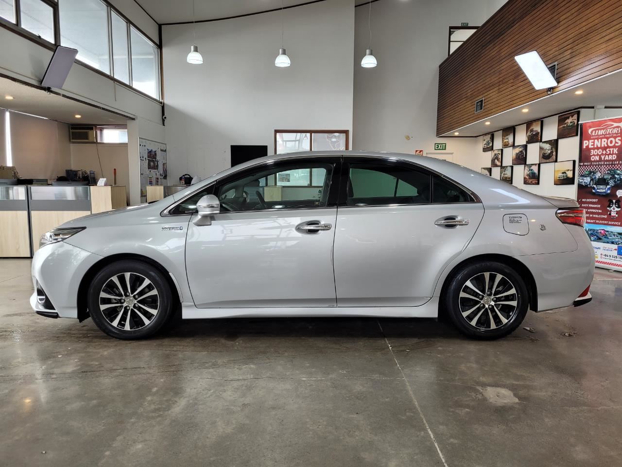 Vehicle image 4