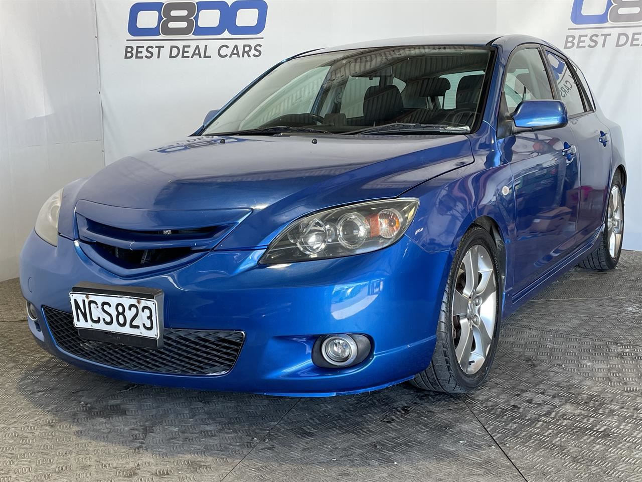 Vehicle image 3
