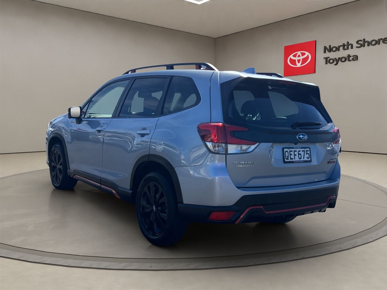 Vehicle image 5