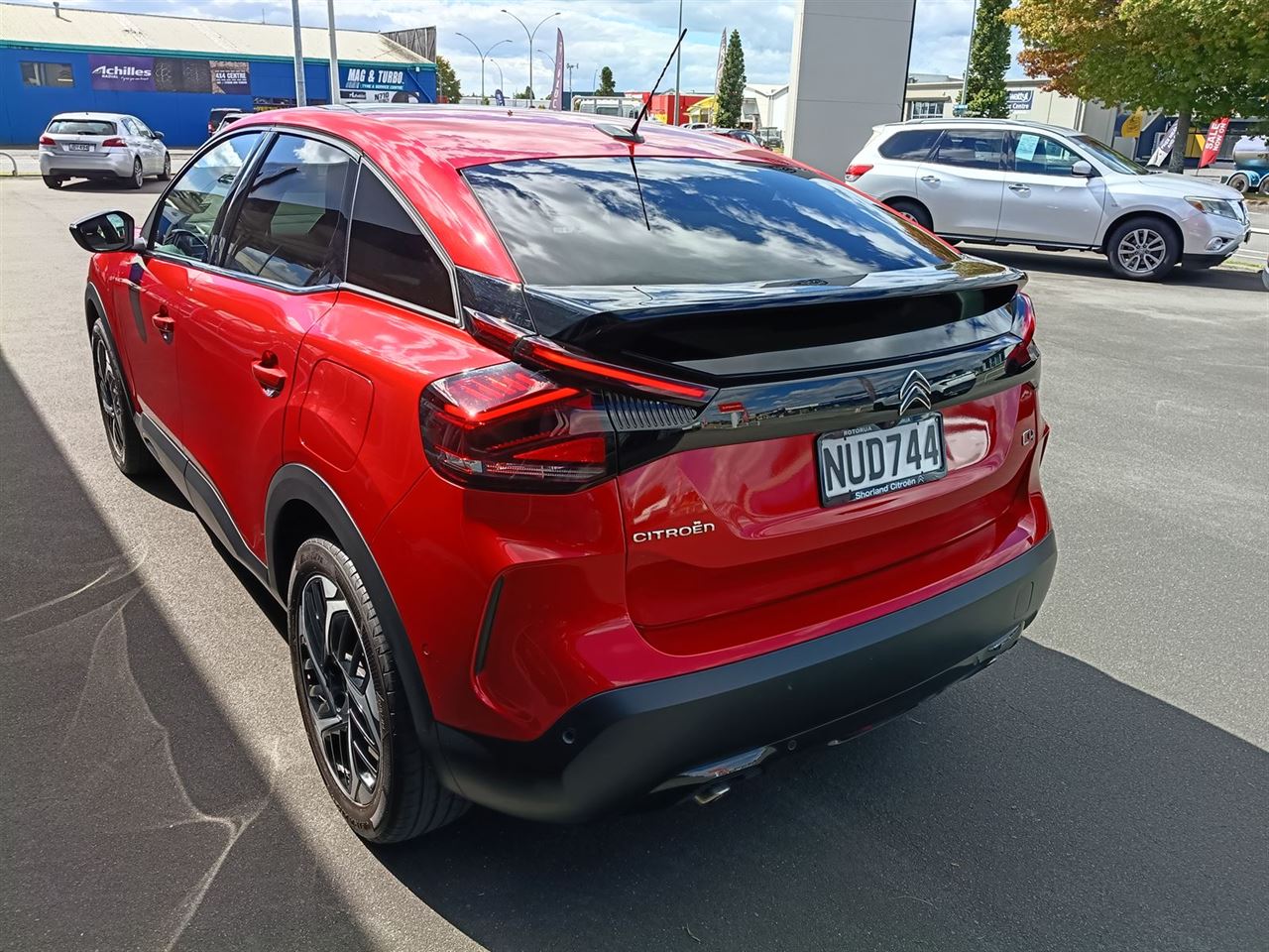 Vehicle image 5