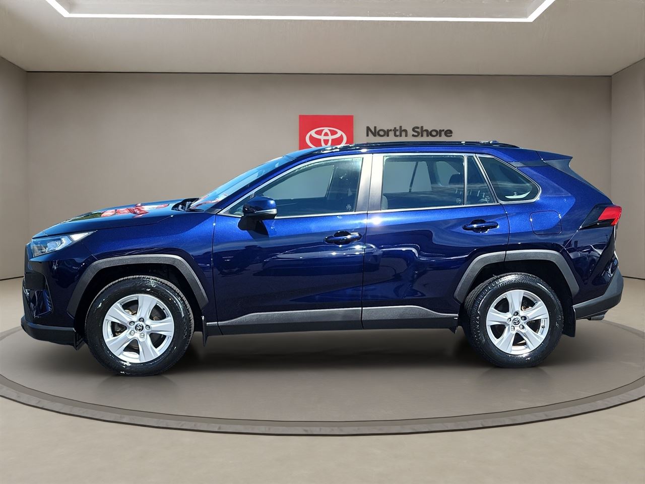 Vehicle image 4
