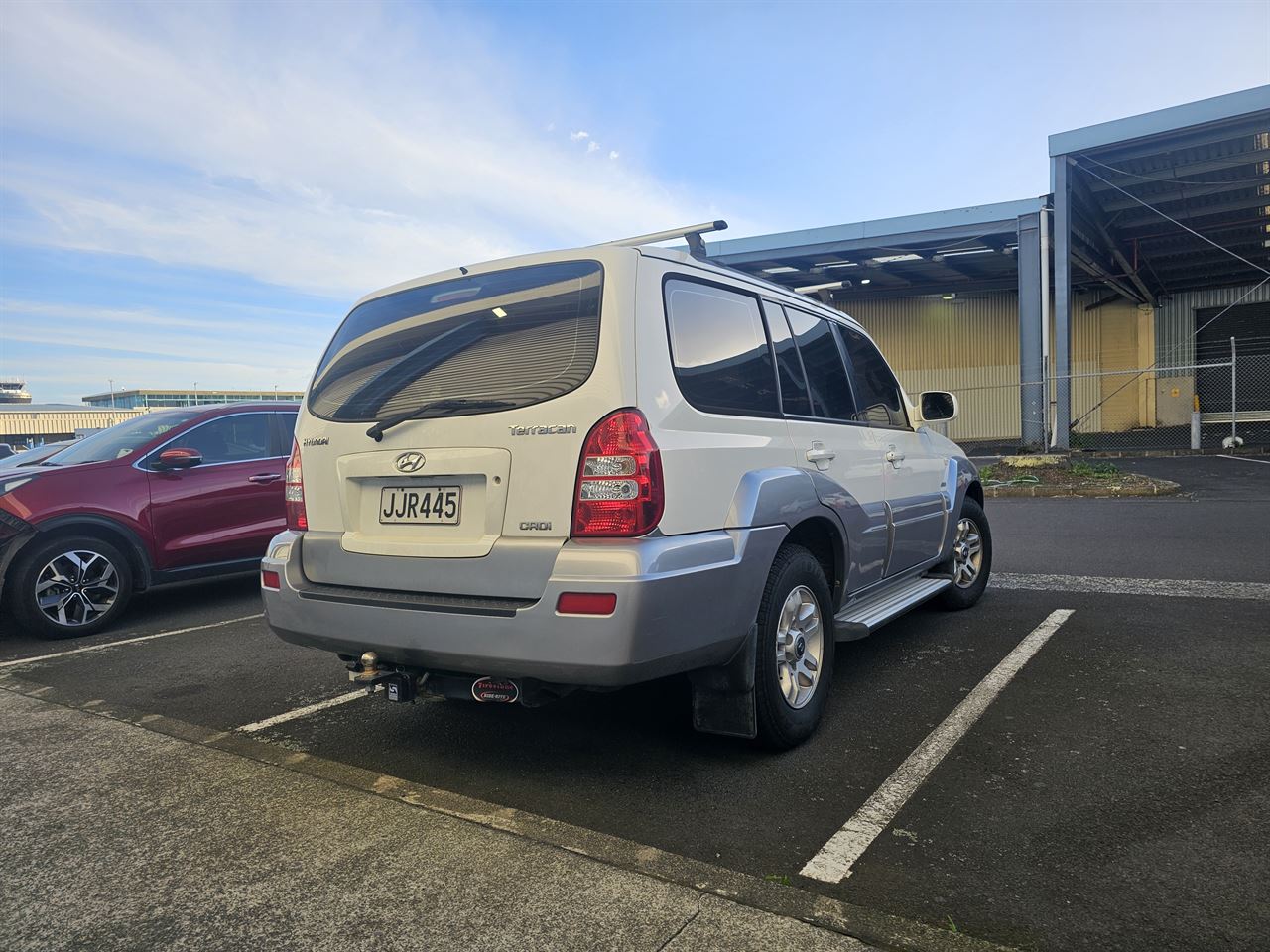 Vehicle image 3