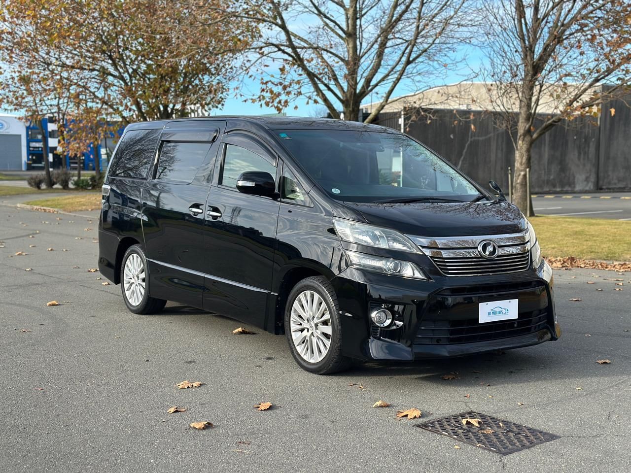 Vehicle image 3