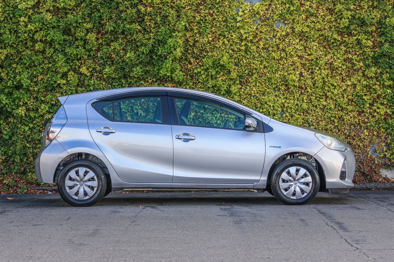 Vehicle image 2