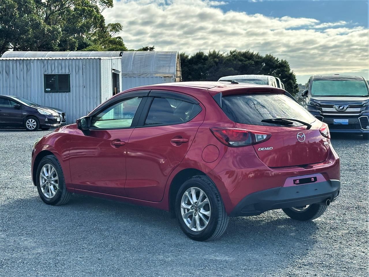 Vehicle image 4