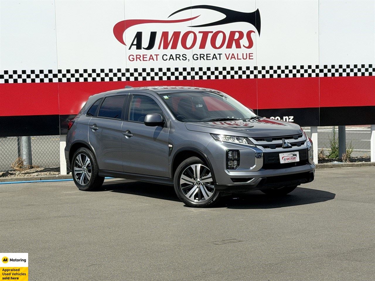 Vehicle image 1