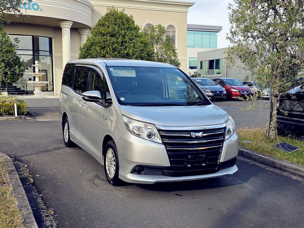 Vehicle image 1