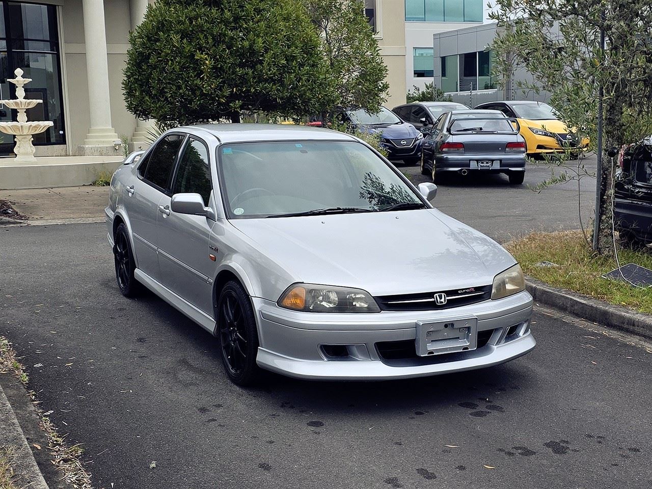 Vehicle image 1