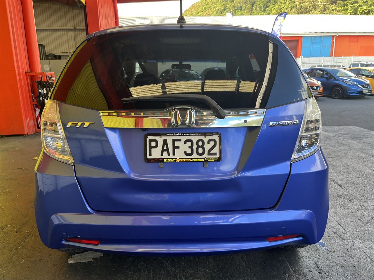Vehicle image 5