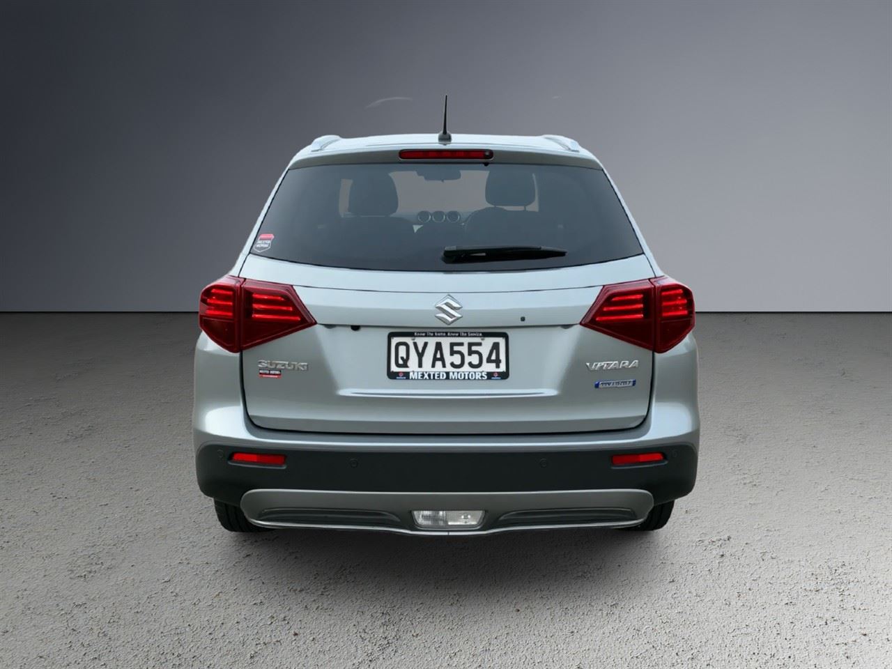 Vehicle image 5