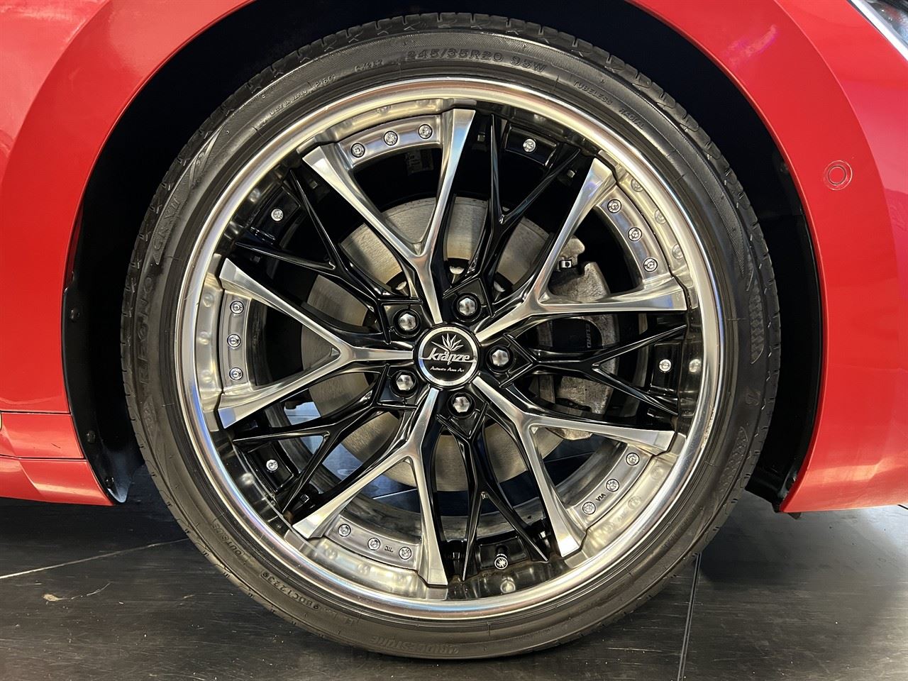 Vehicle image 5