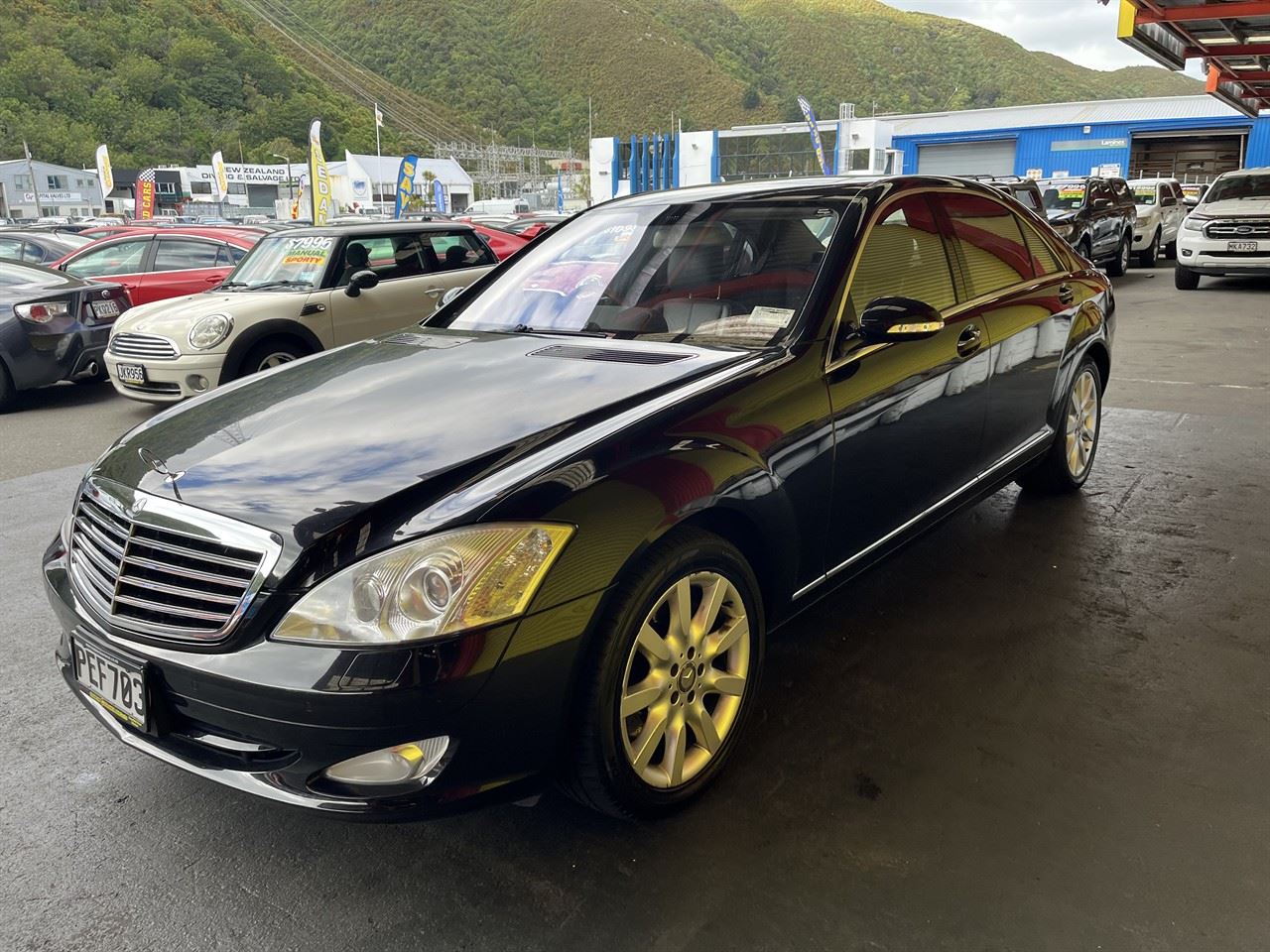 Vehicle image 3