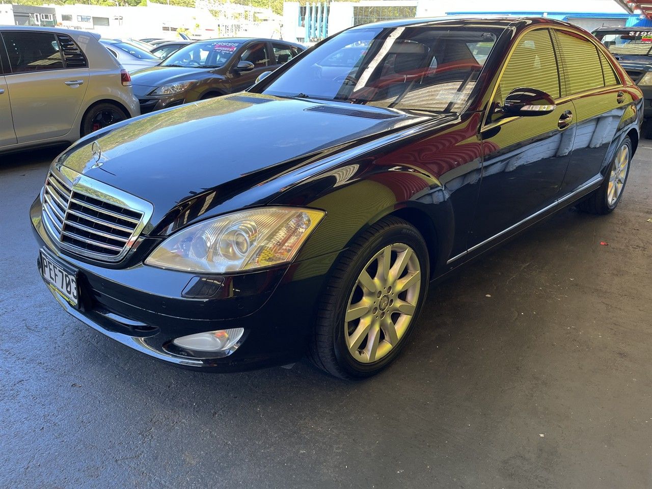 Vehicle image 3