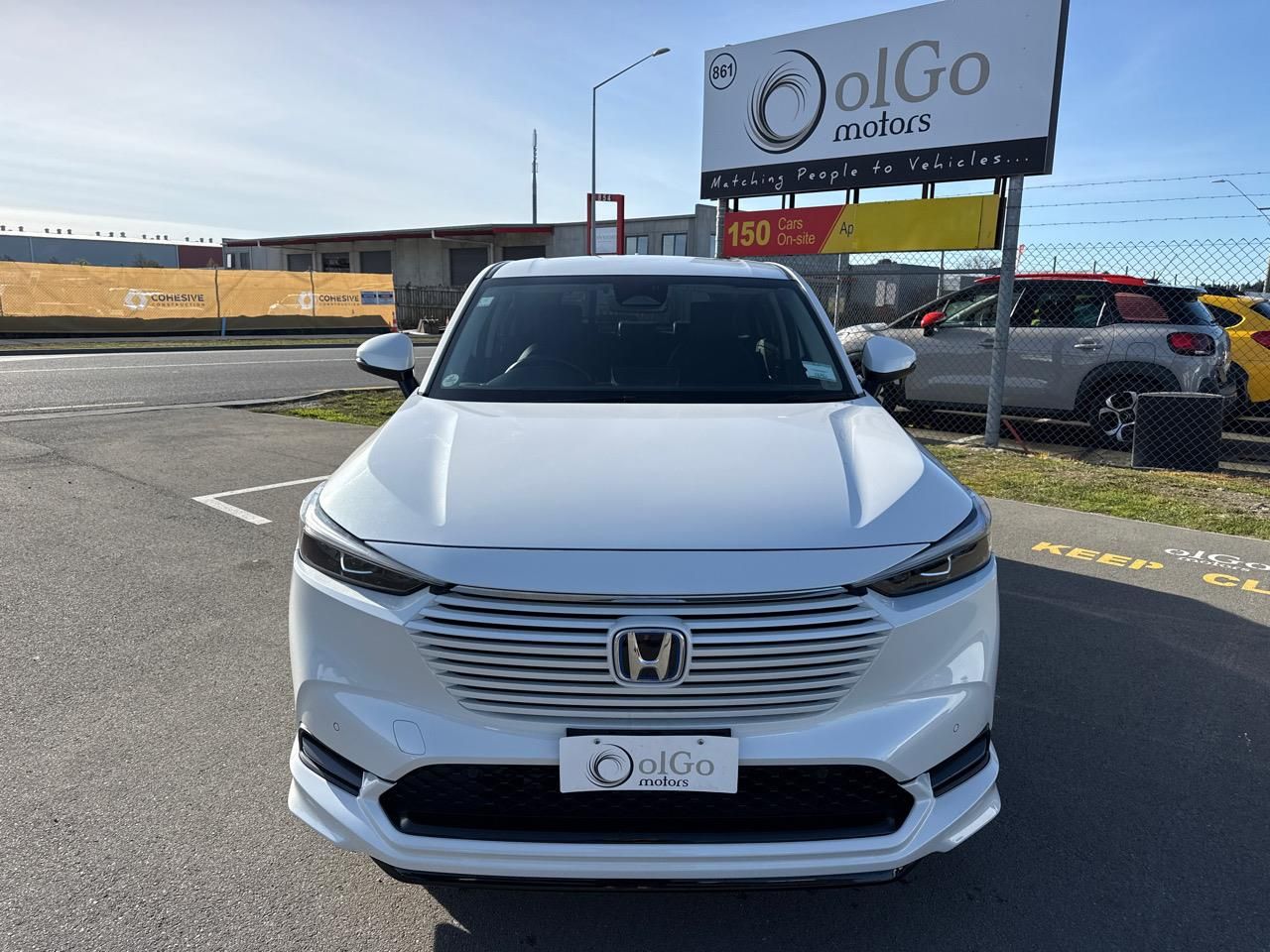 Vehicle image 3