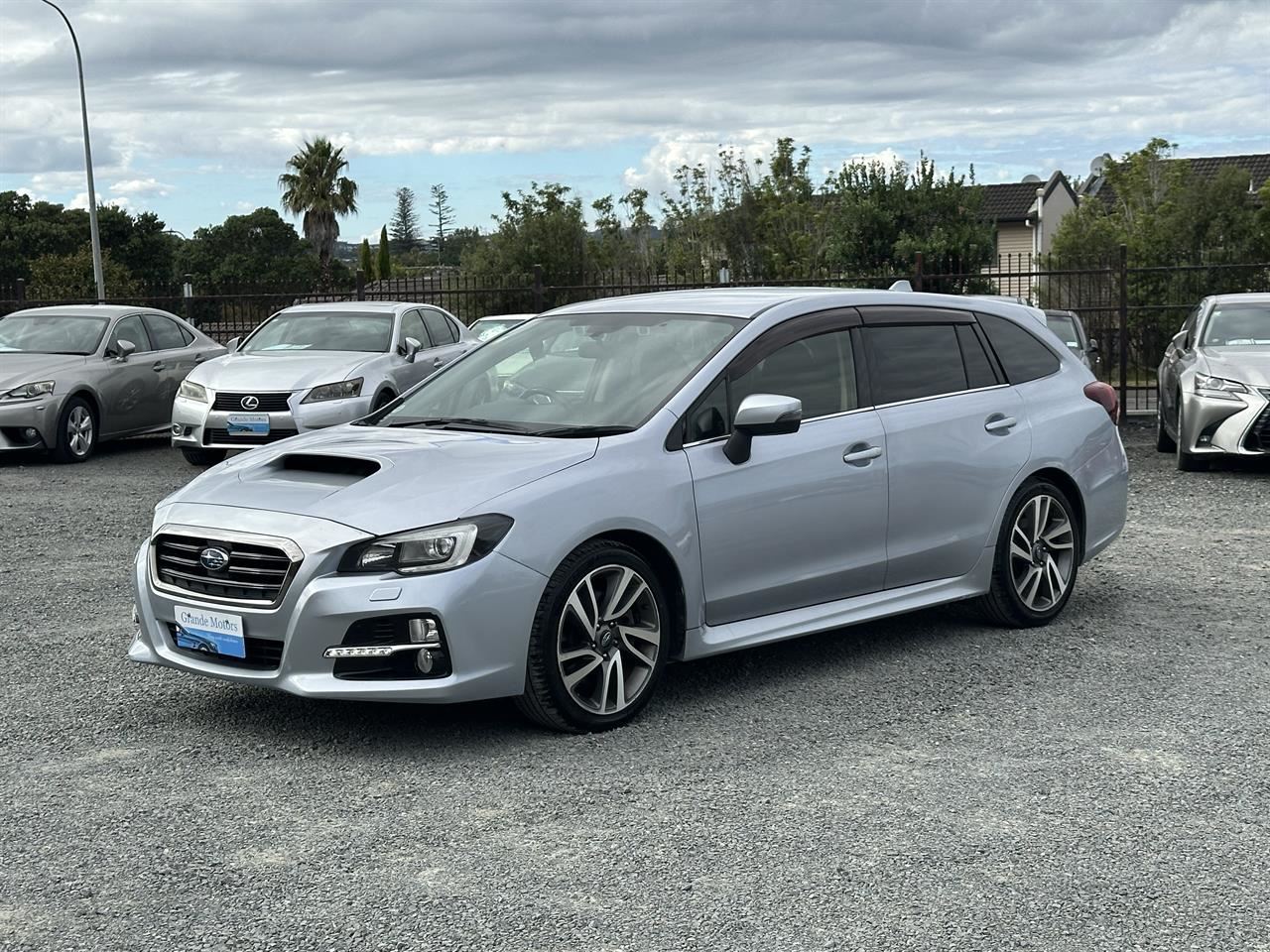 Vehicle image 3