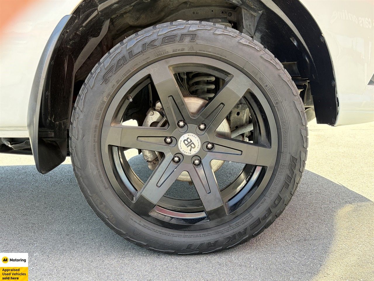 Vehicle image 3