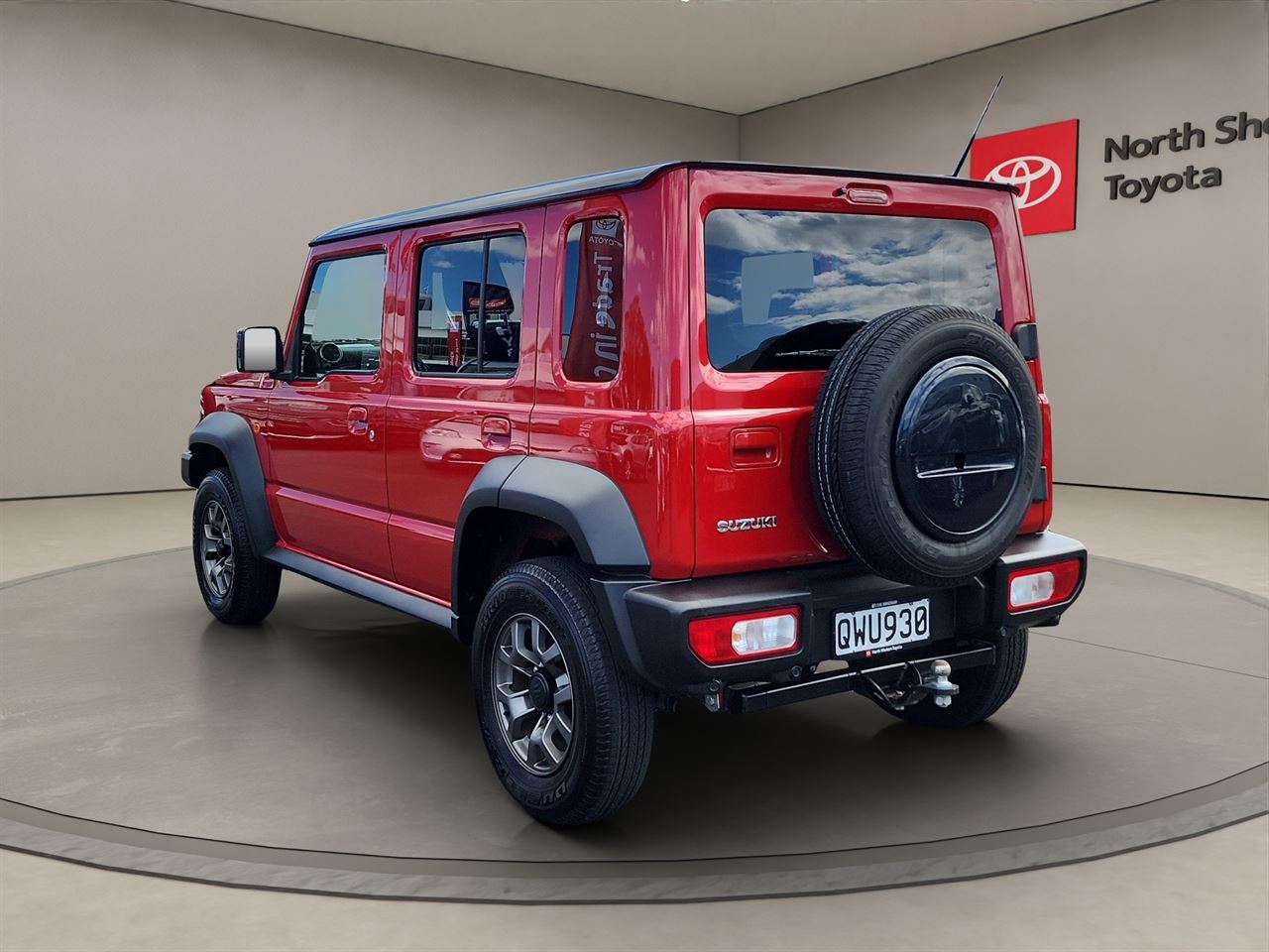Vehicle image 5