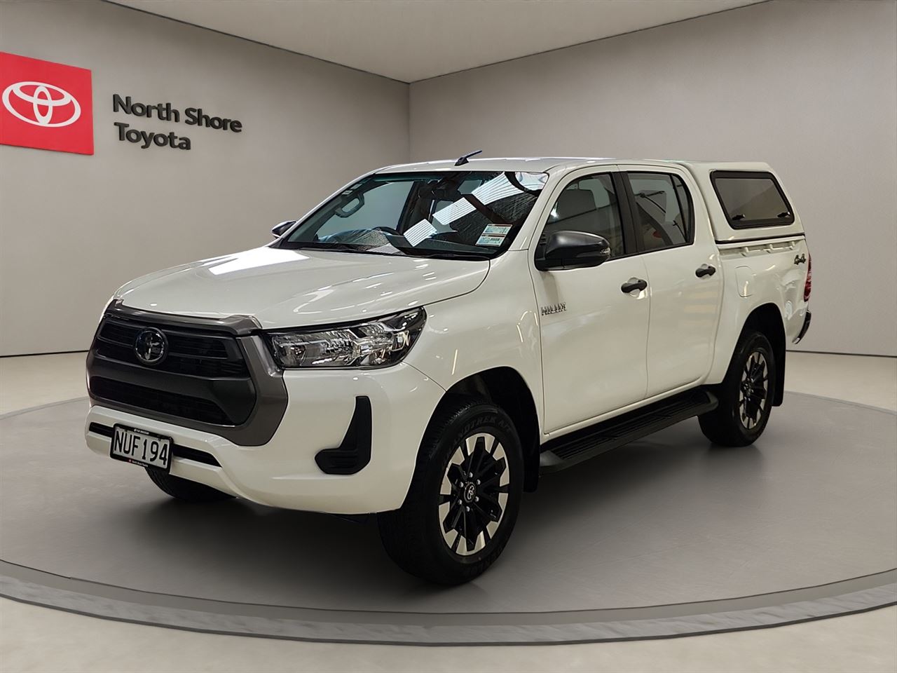 Vehicle image 3