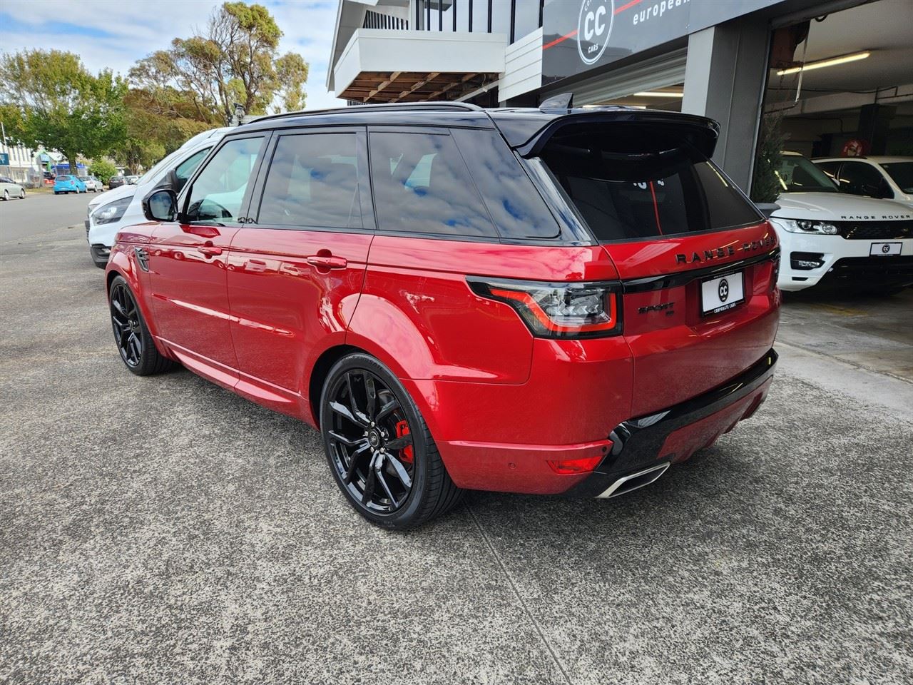 Vehicle image 4