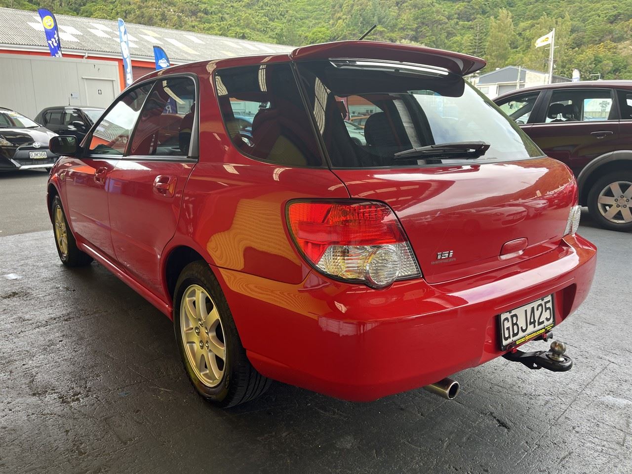 Vehicle image 4