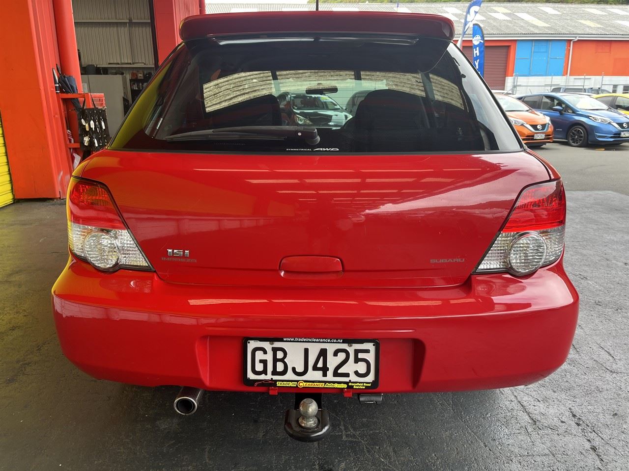 Vehicle image 5