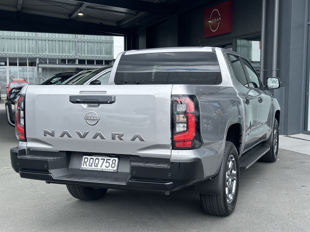 Vehicle image 4