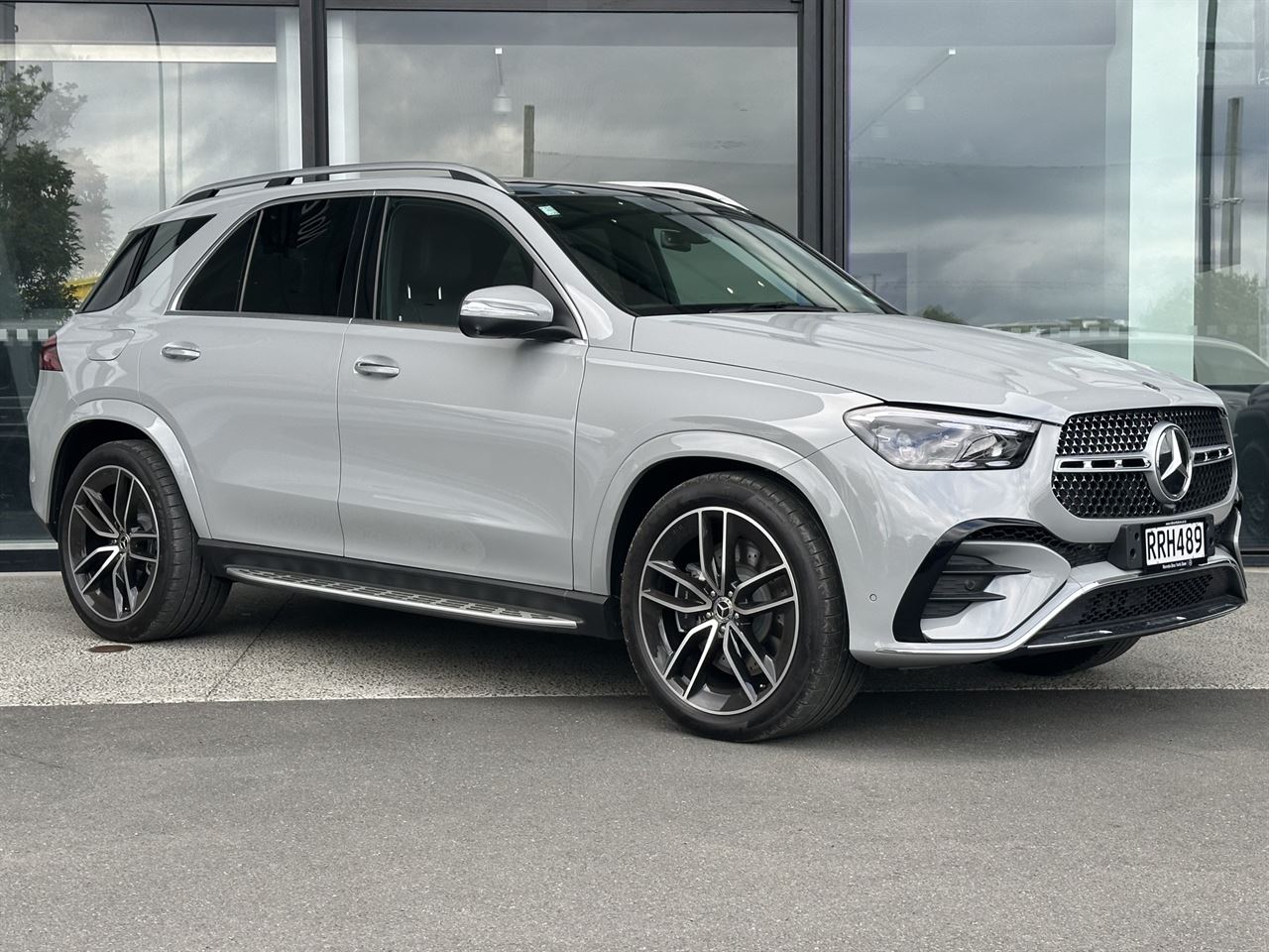 Vehicle image 1