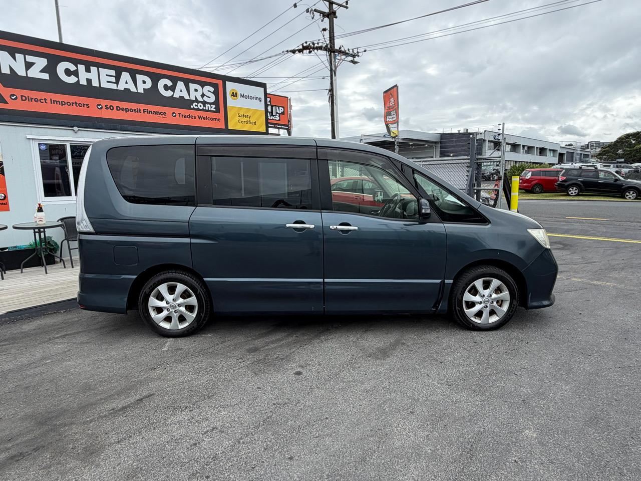 Vehicle image 5