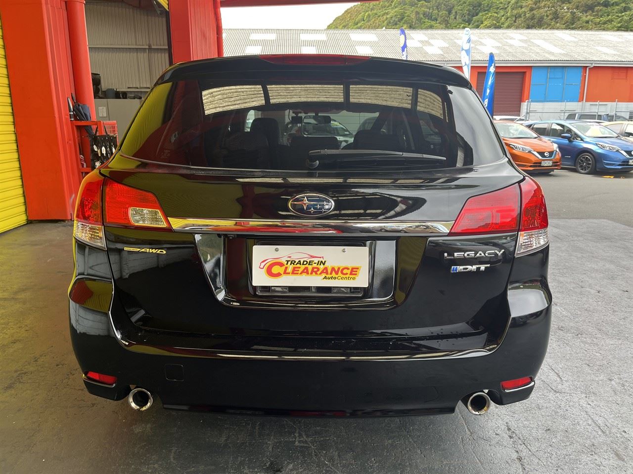 Vehicle image 5