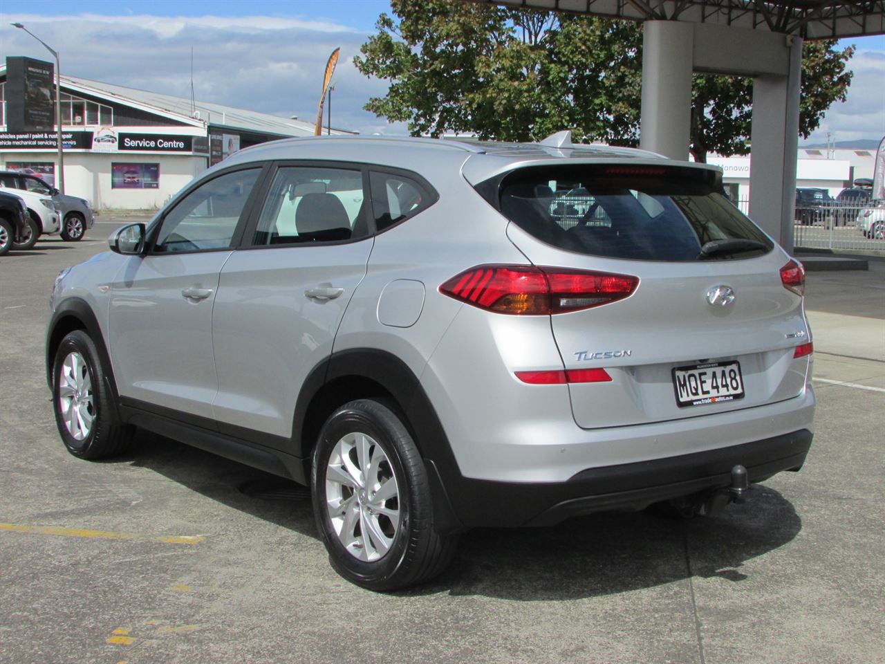 Vehicle image 5