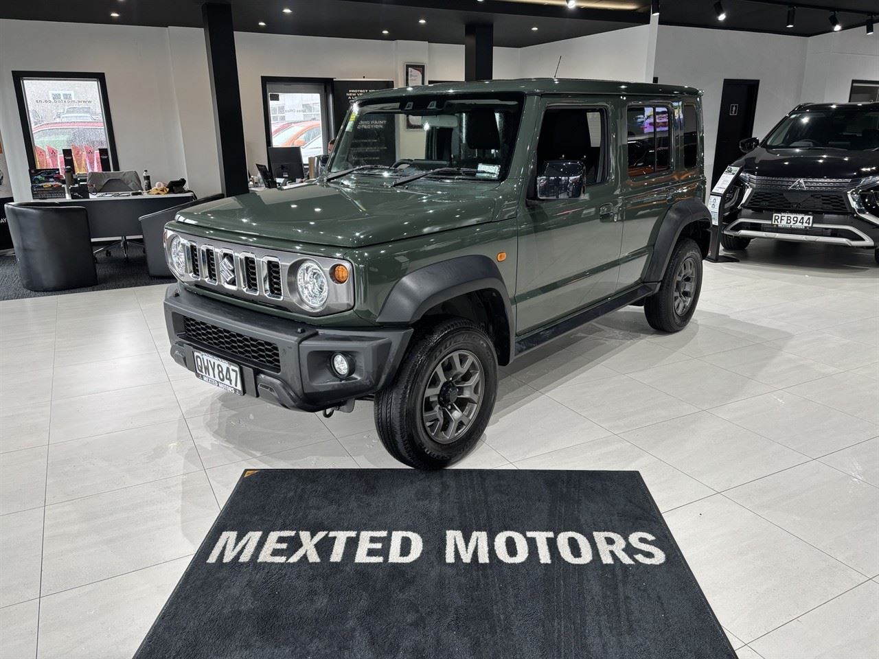 Vehicle image 1